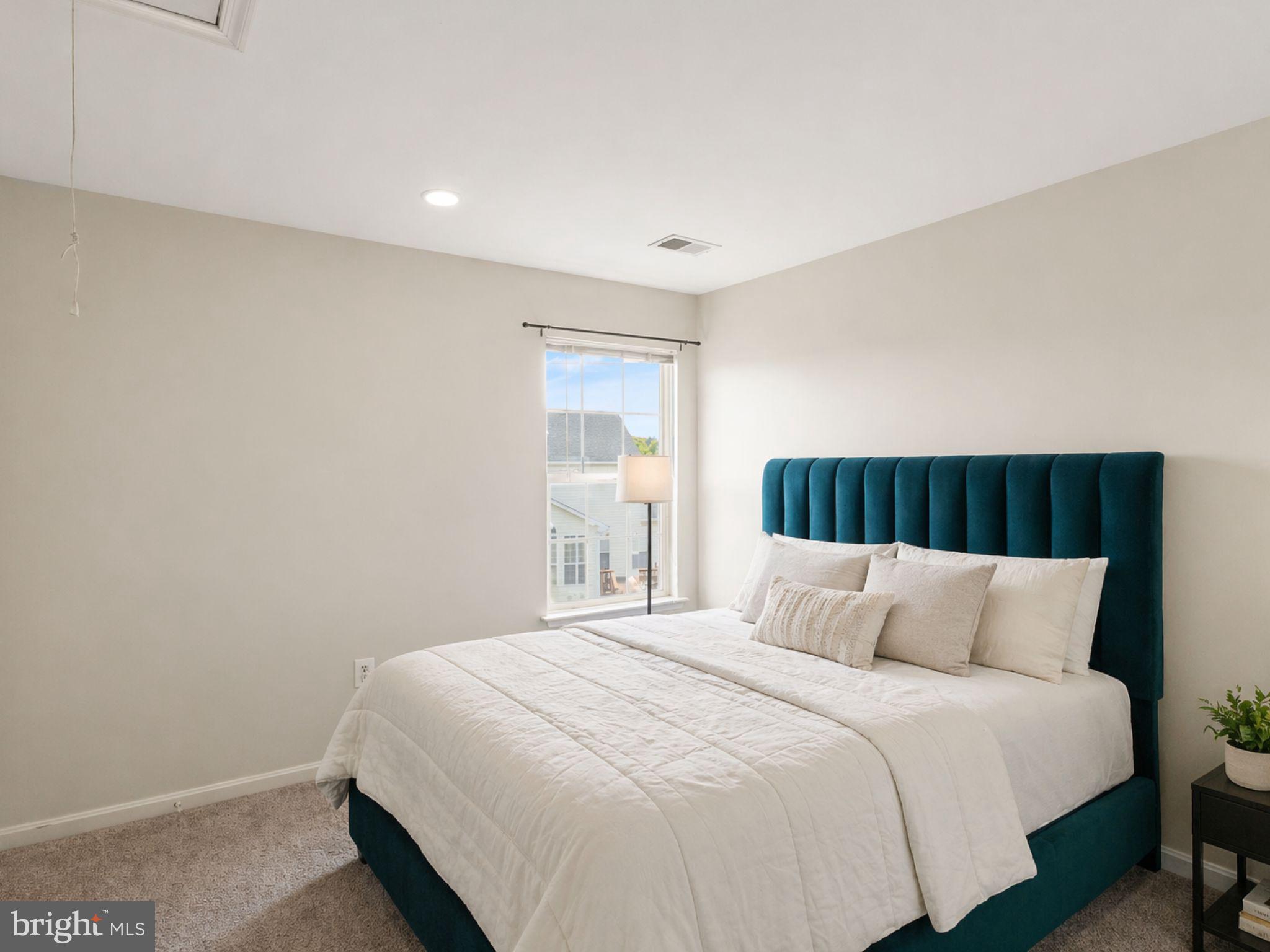 CEDAR BROOKE - Residential