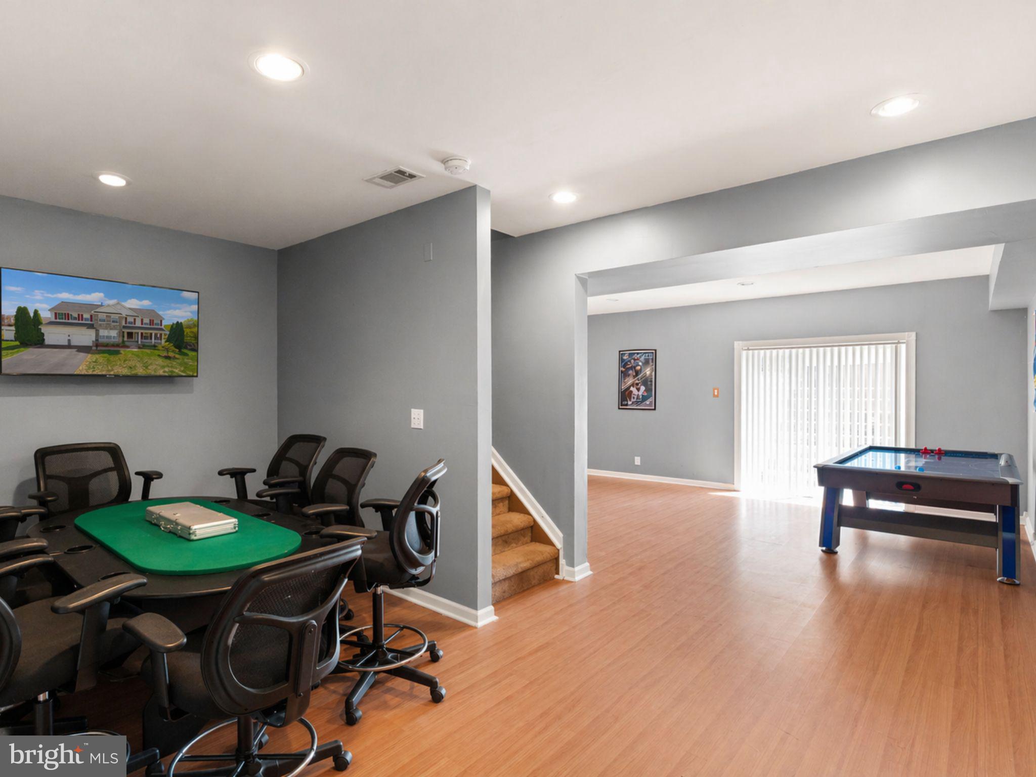 CEDAR BROOKE - Residential