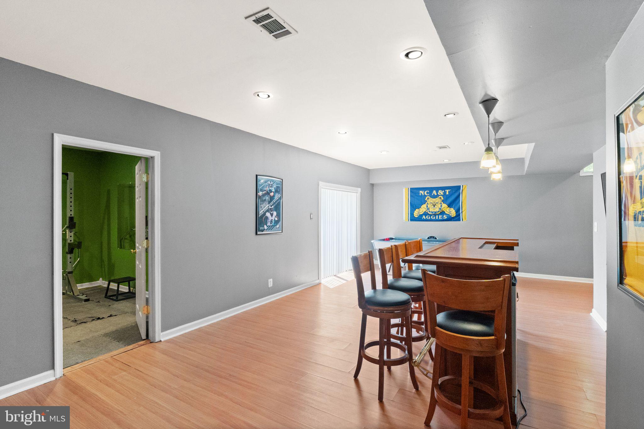 CEDAR BROOKE - Residential