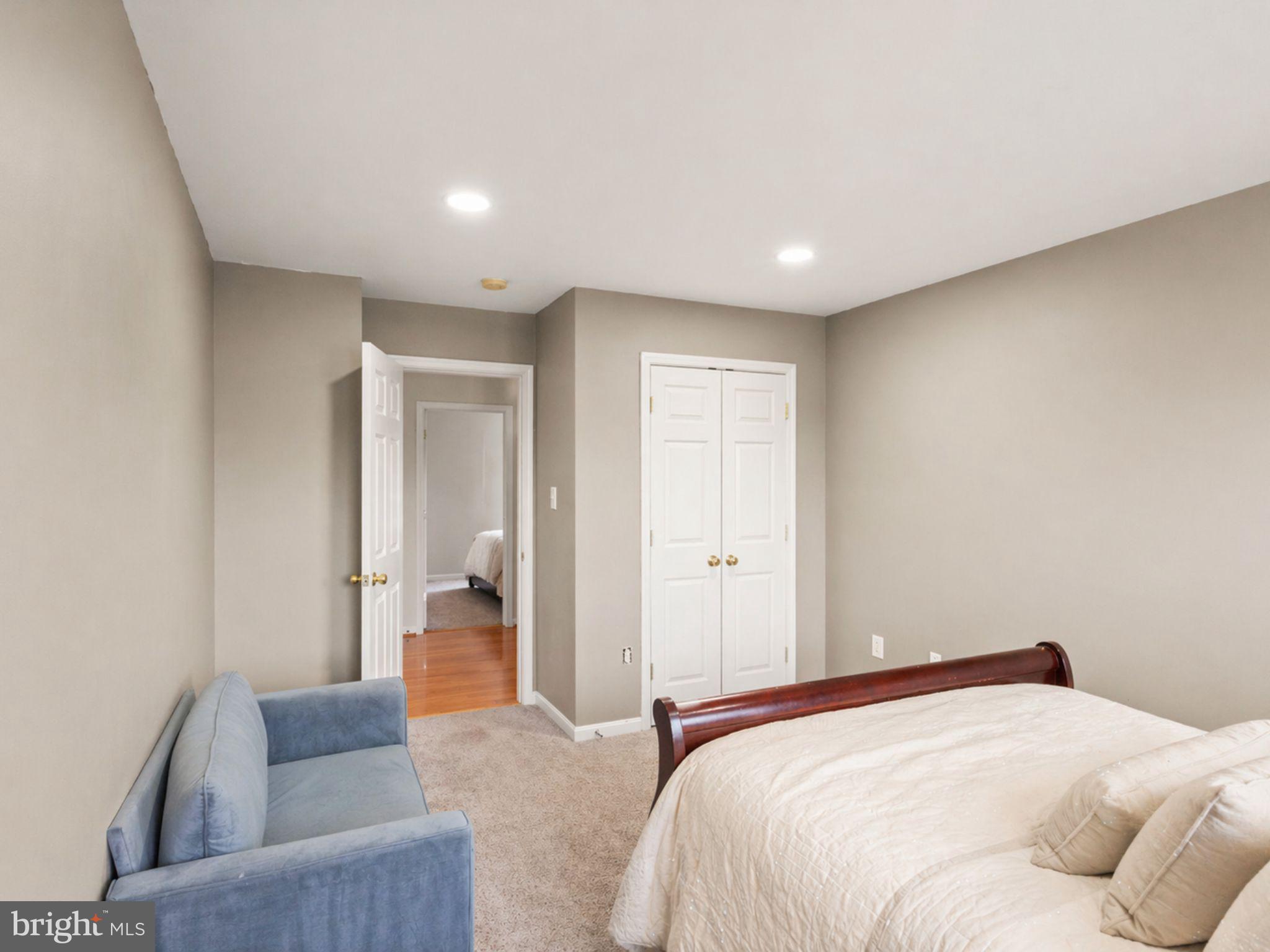 CEDAR BROOKE - Residential