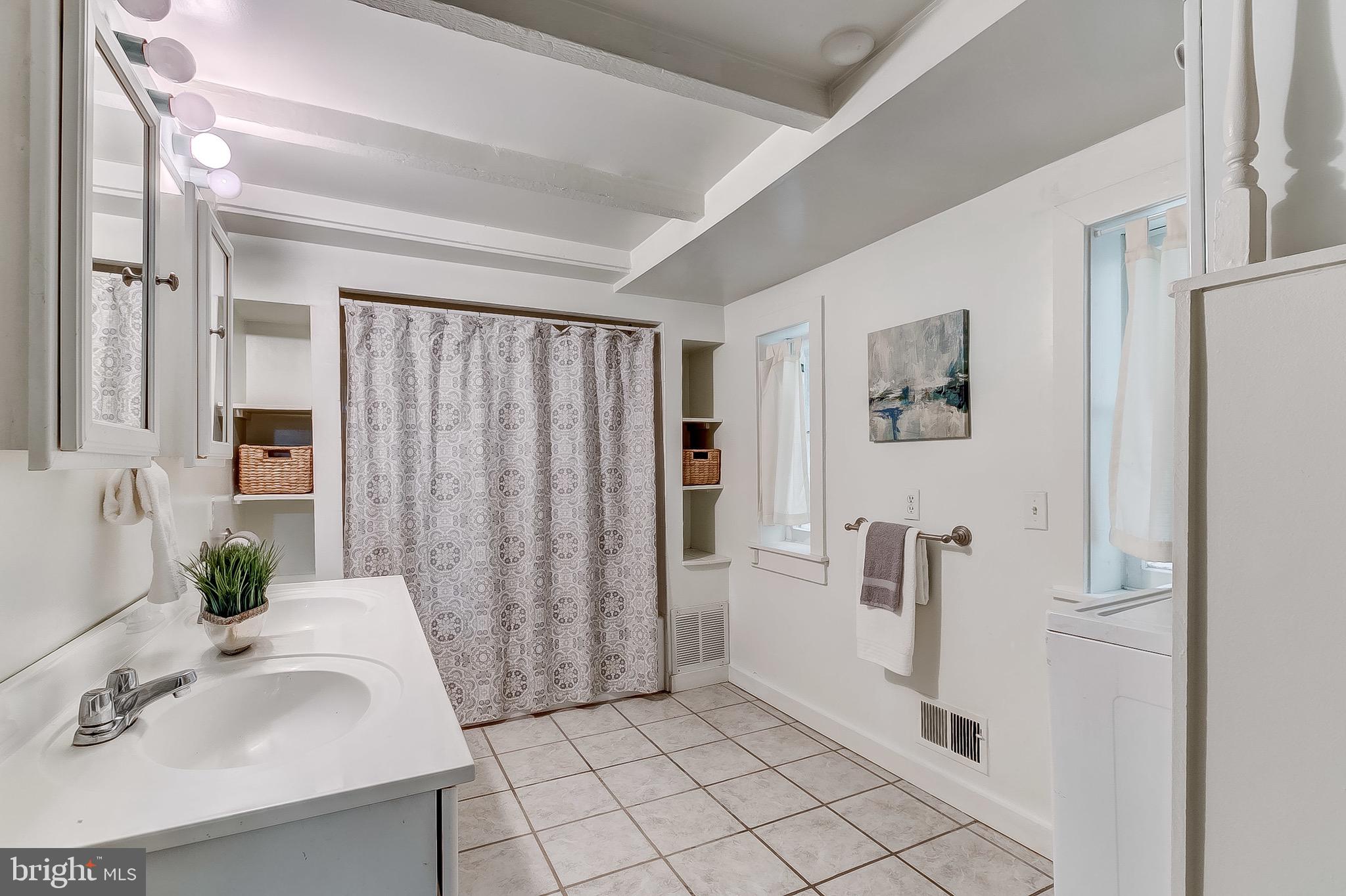 FEDERAL HILL HISTORIC DISTRICT - Residential Lease