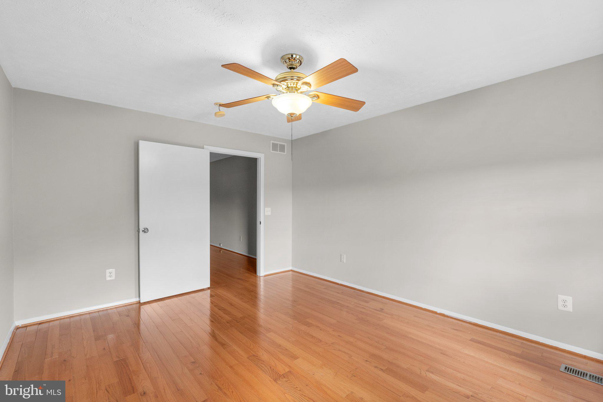 CHESTERFIELD - Residential