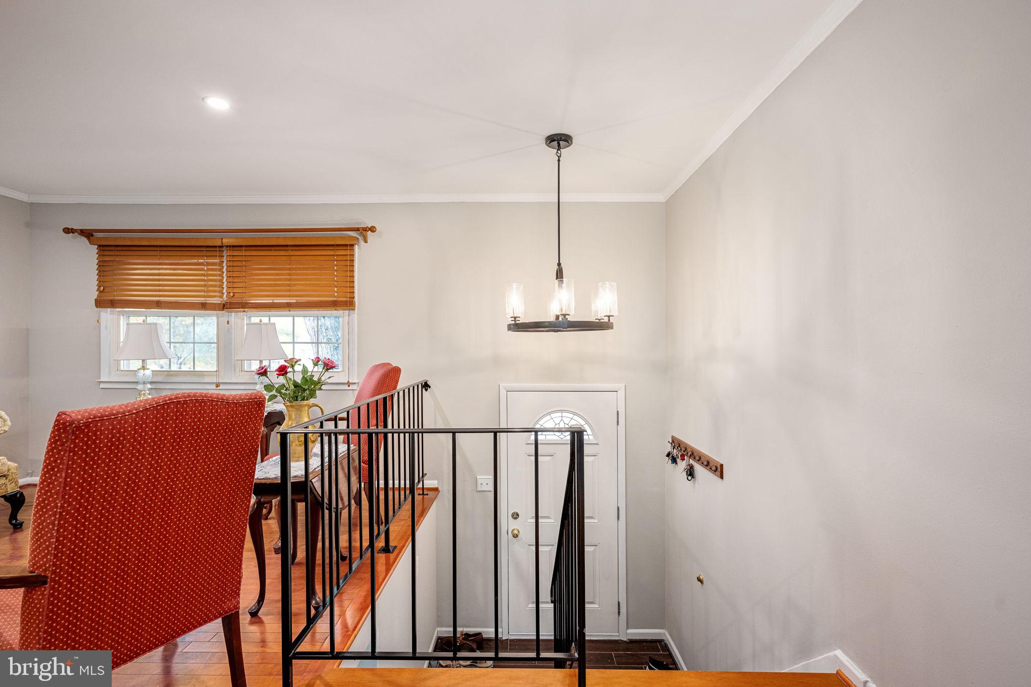 13707 MAPLEDALE AVENUE