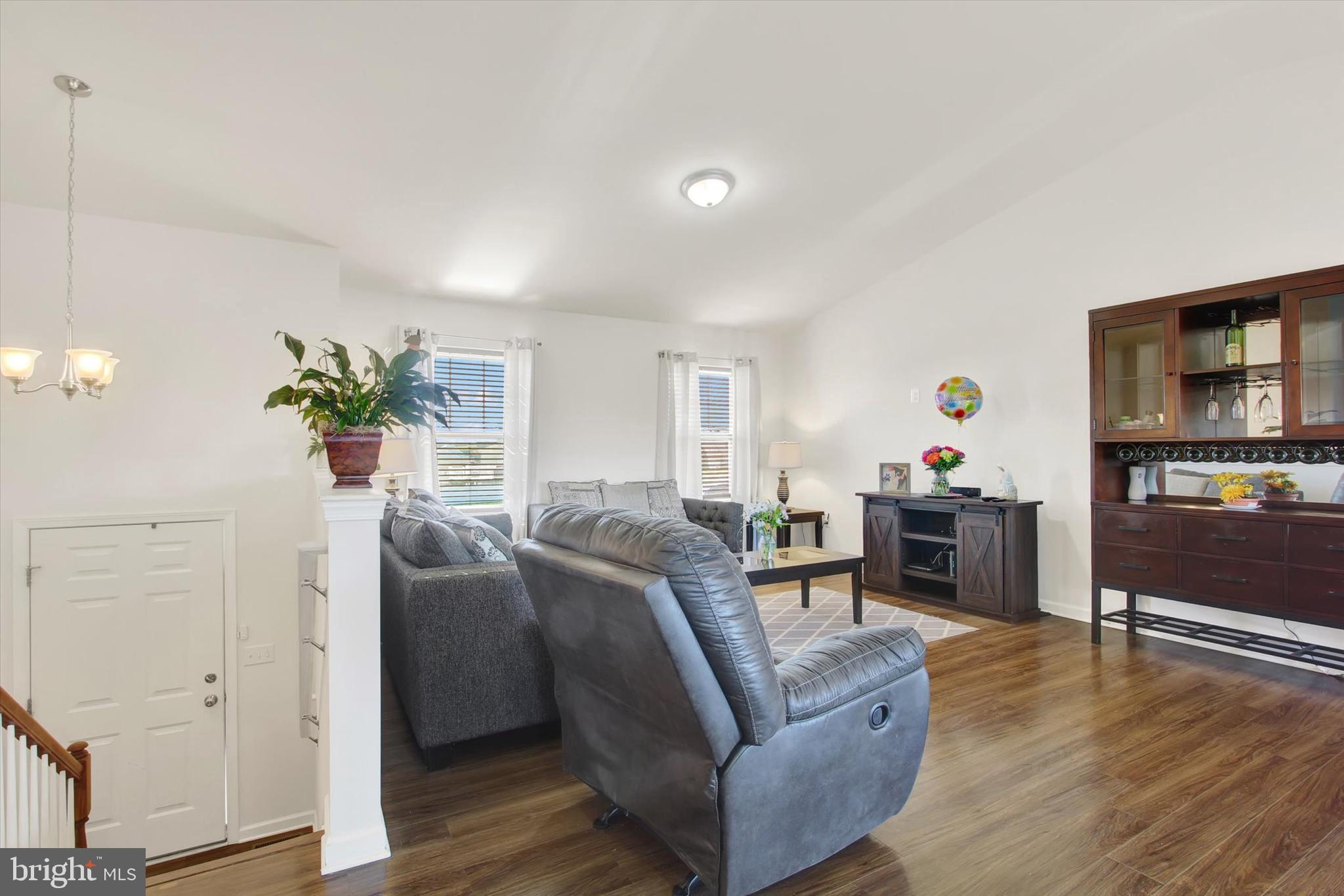 FARM LANE ESTATES - Residential