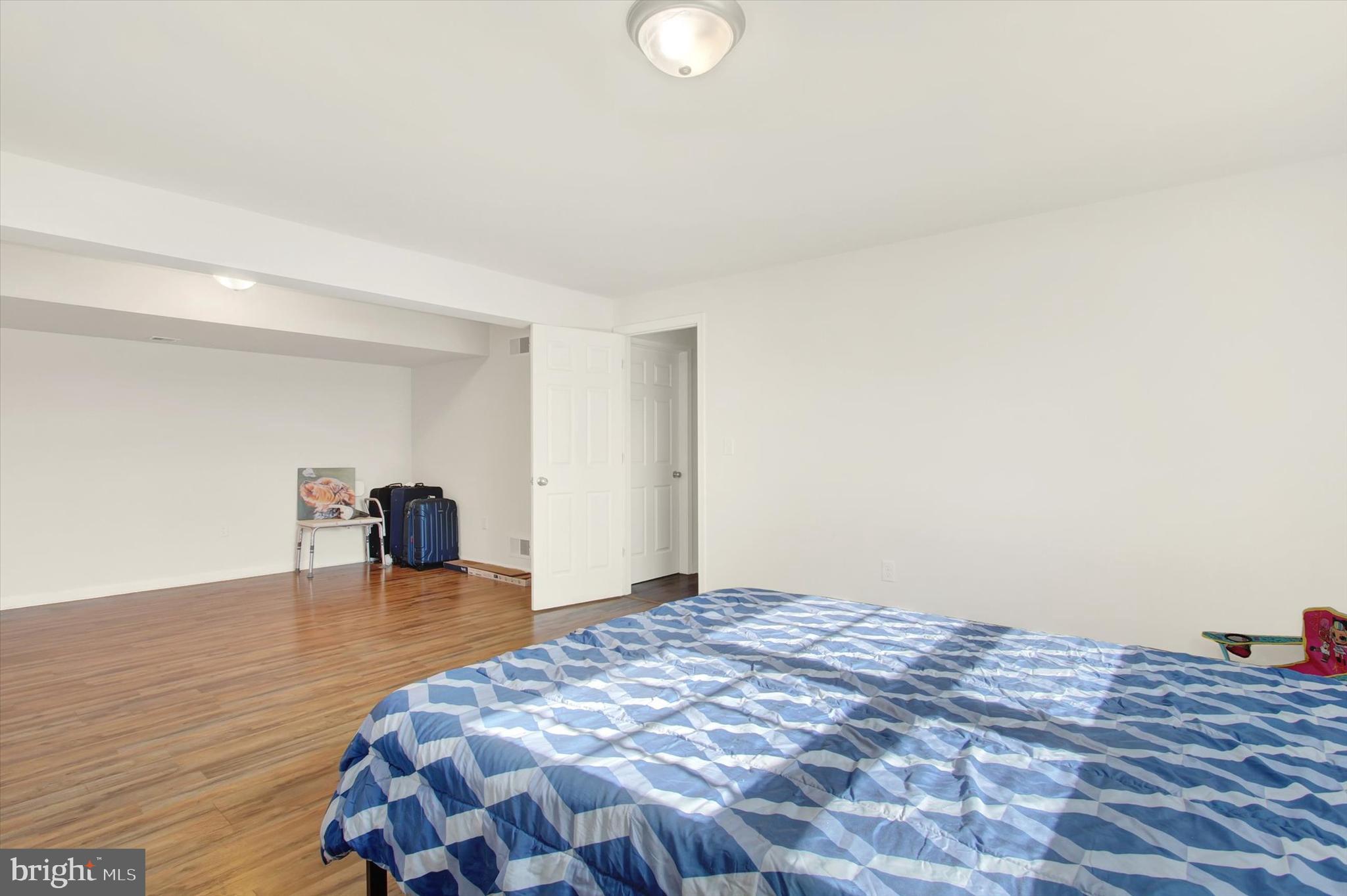 FARM LANE ESTATES - Residential