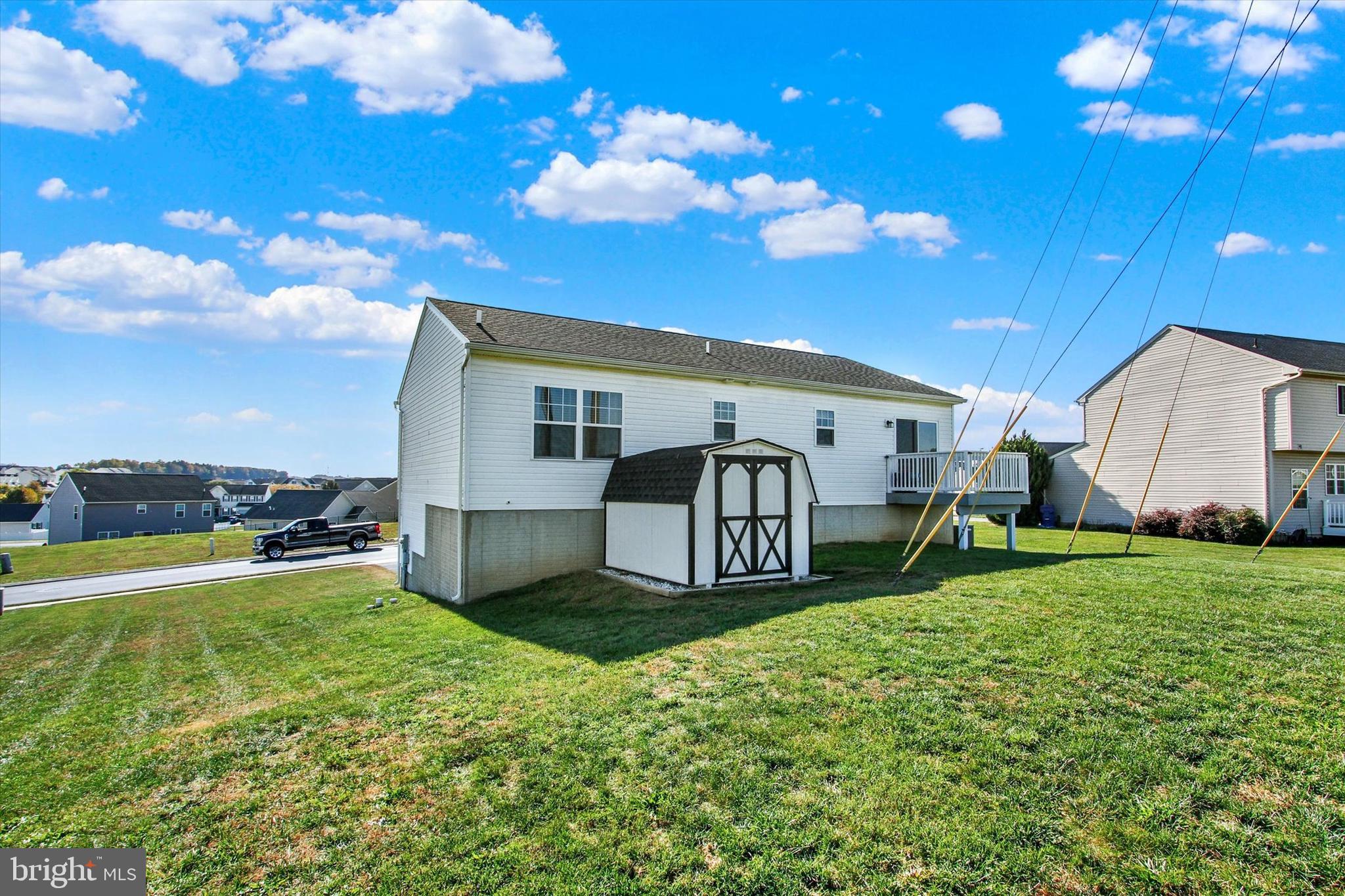 FARM LANE ESTATES - Residential