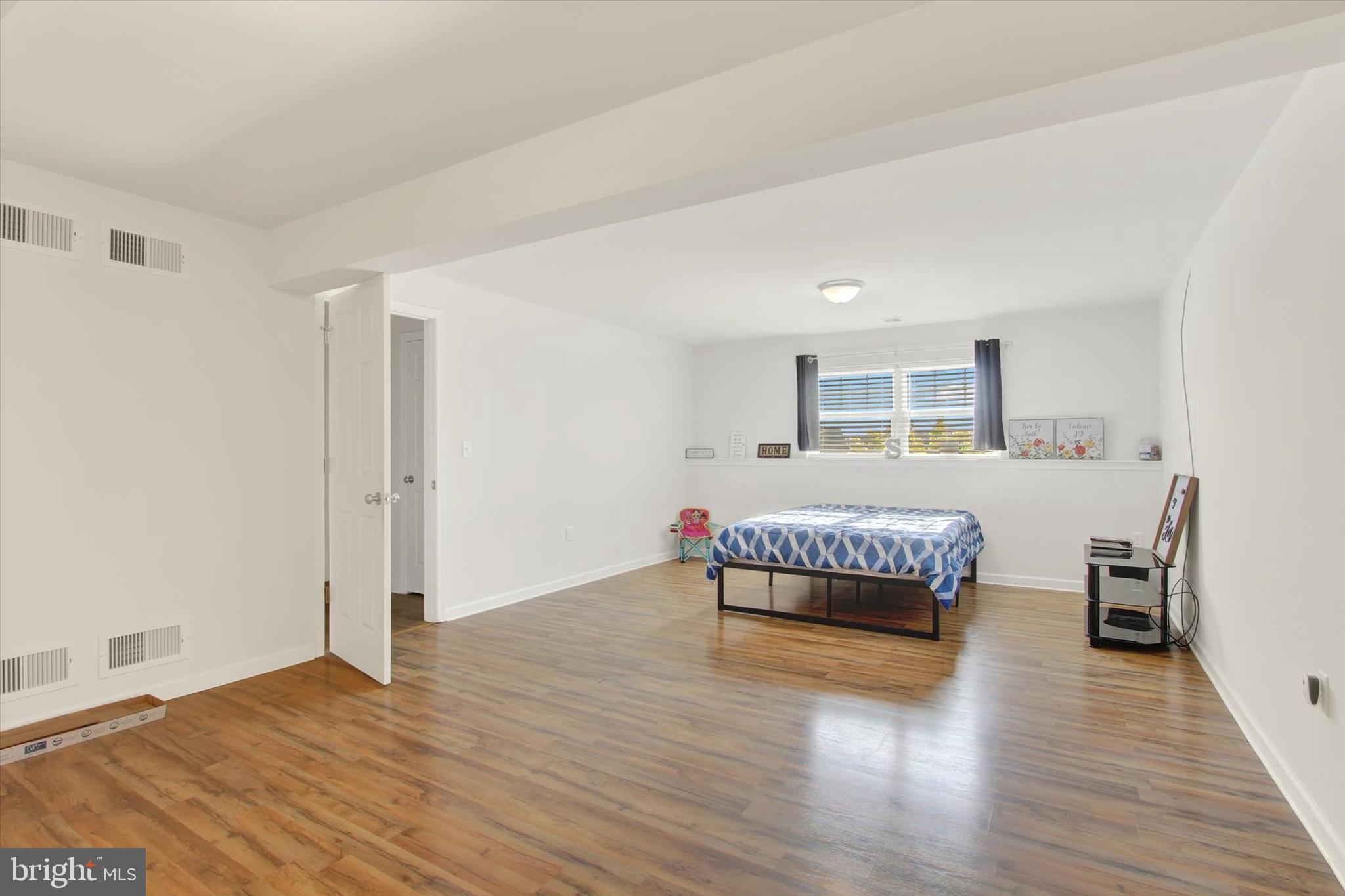 FARM LANE ESTATES - Residential