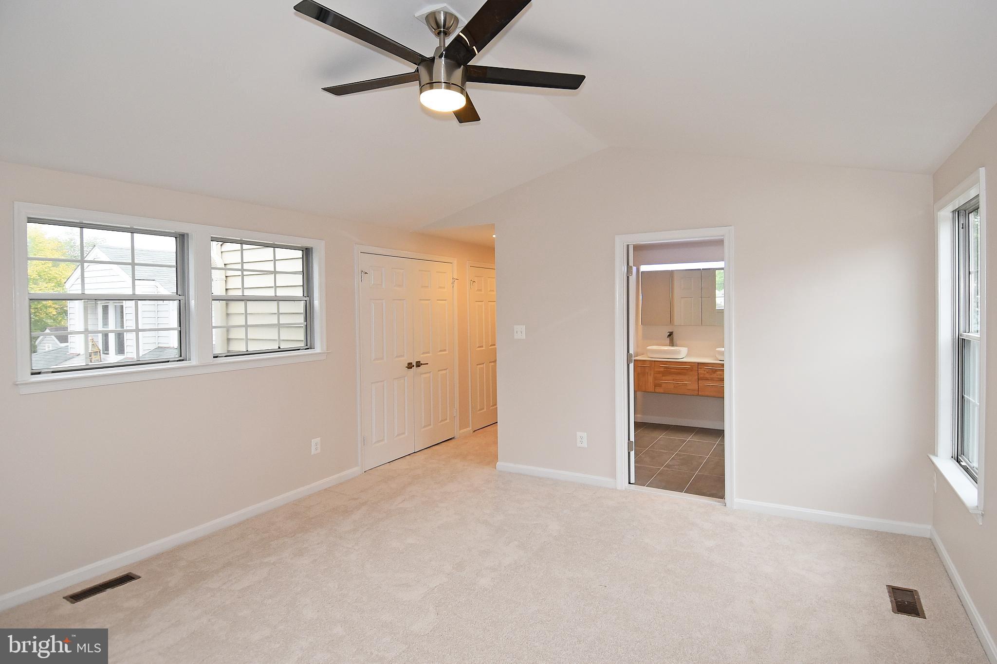 KINGSTOWNE - Residential Lease