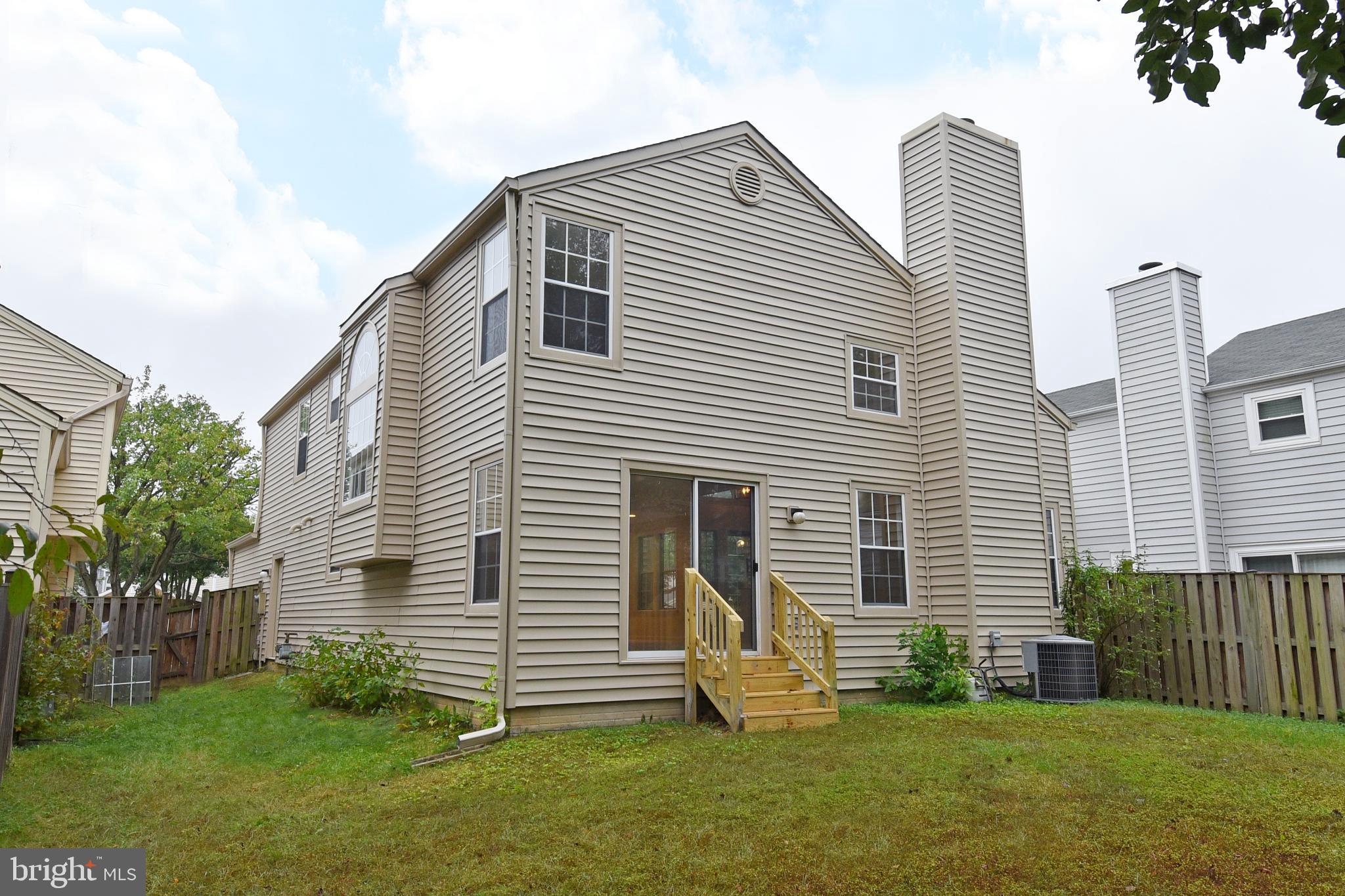 KINGSTOWNE - Residential Lease