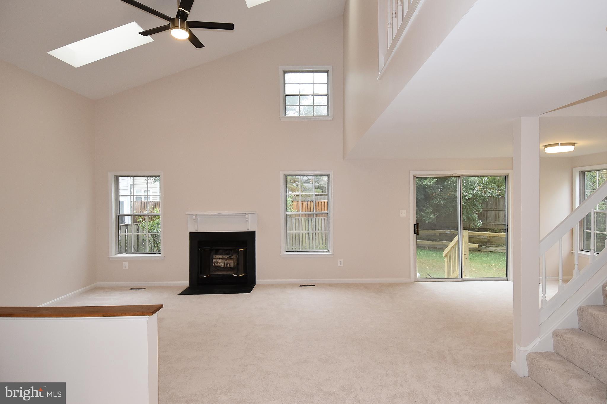 KINGSTOWNE - Residential Lease