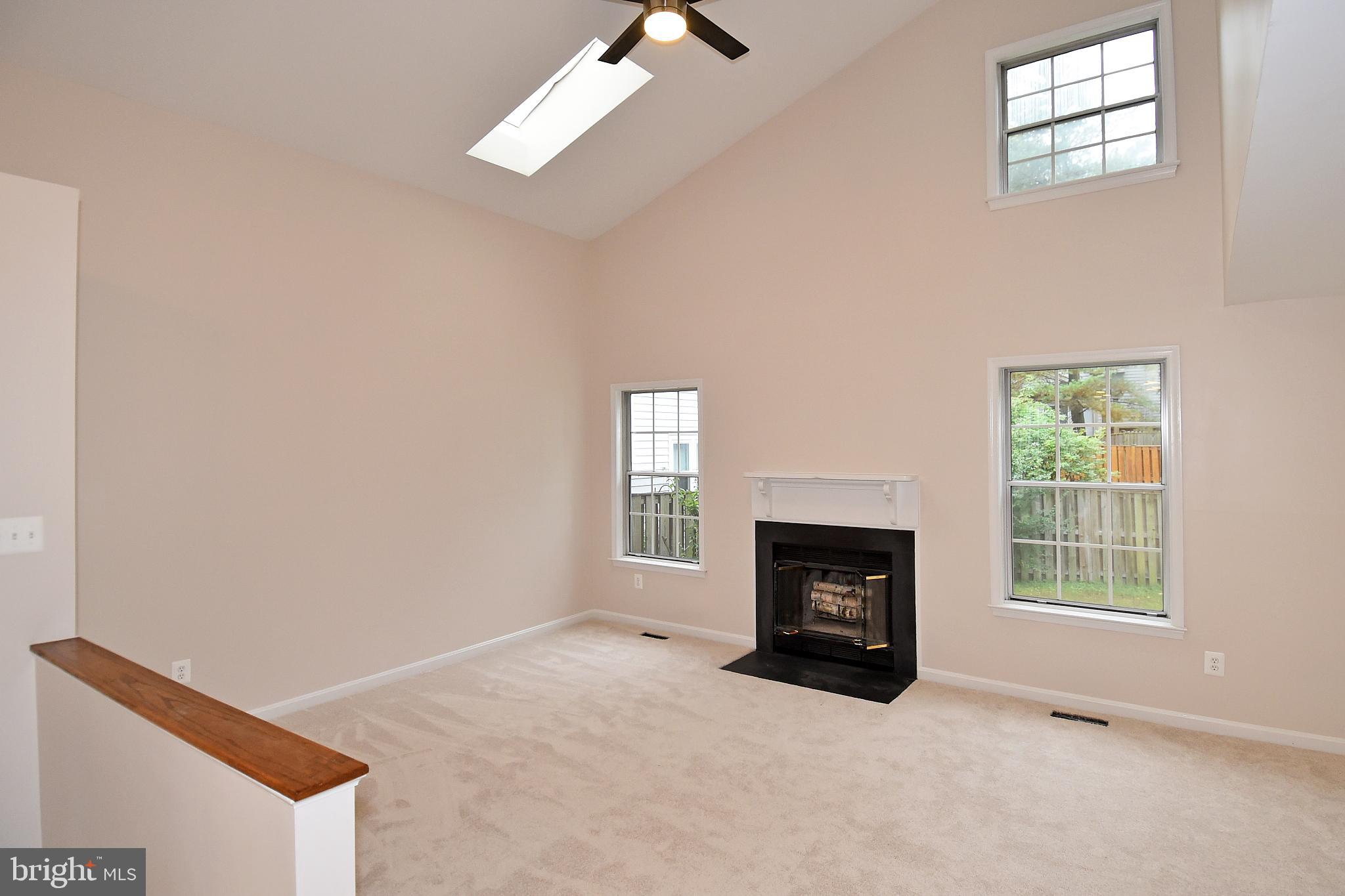 KINGSTOWNE - Residential Lease