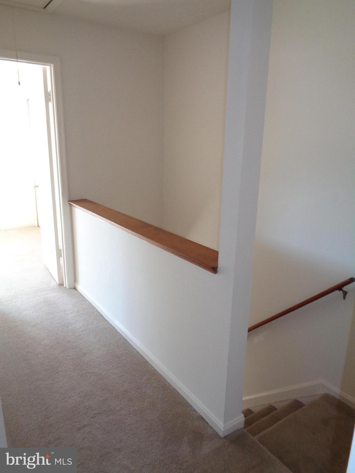 ST CHARLES SUB - HAMPSHIRE - Residential Lease