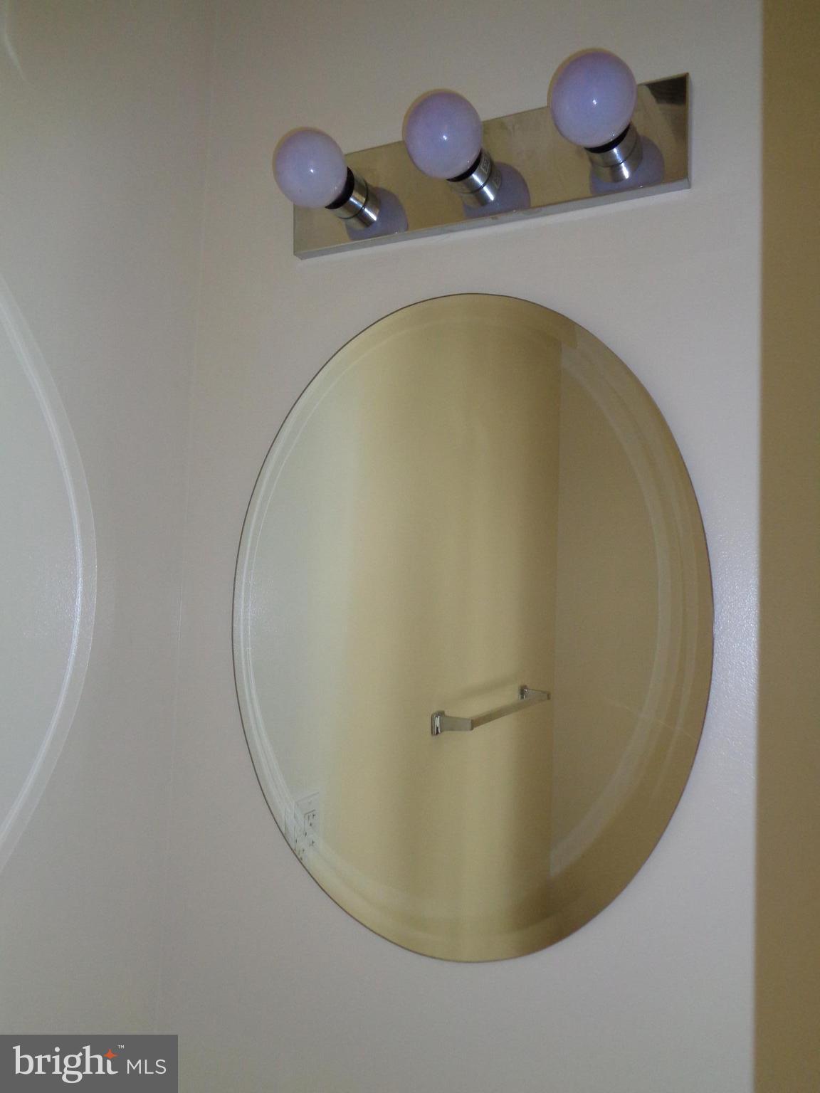 ST CHARLES SUB - HAMPSHIRE - Residential Lease