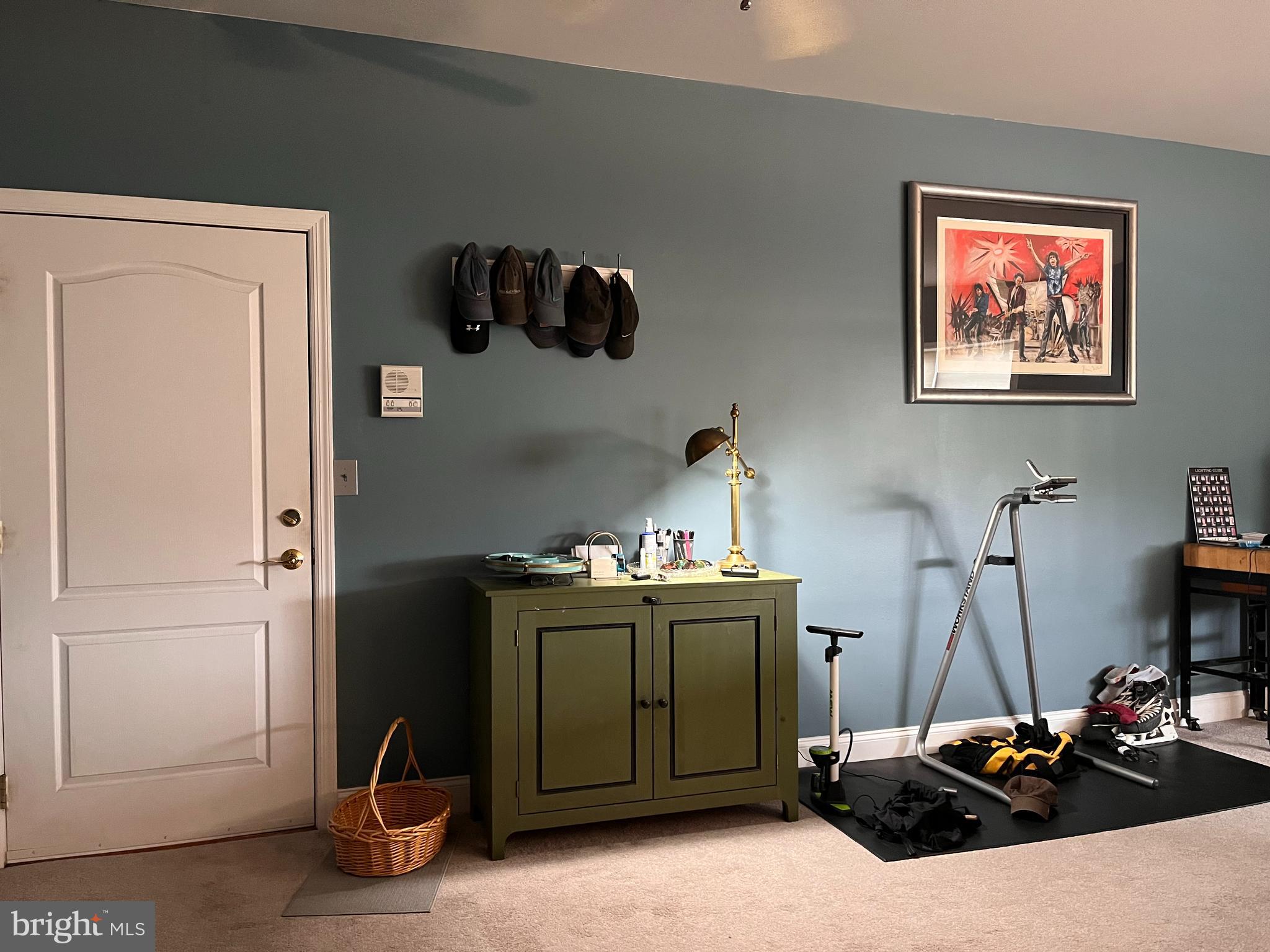 CANALS END - Residential