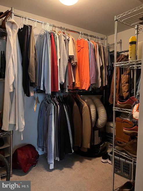 CANALS END - Residential