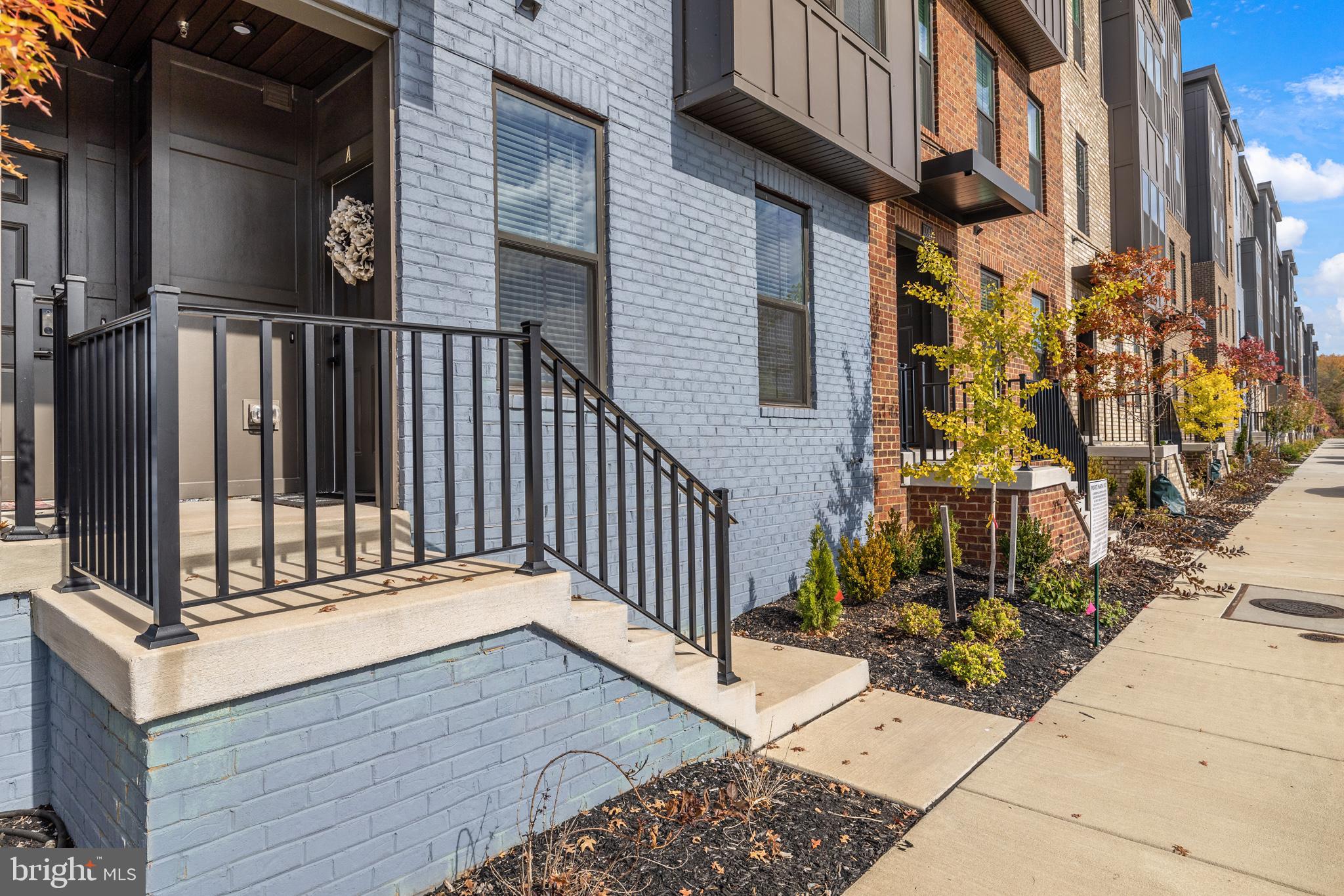 PADDOCK POINTE - Residential Lease