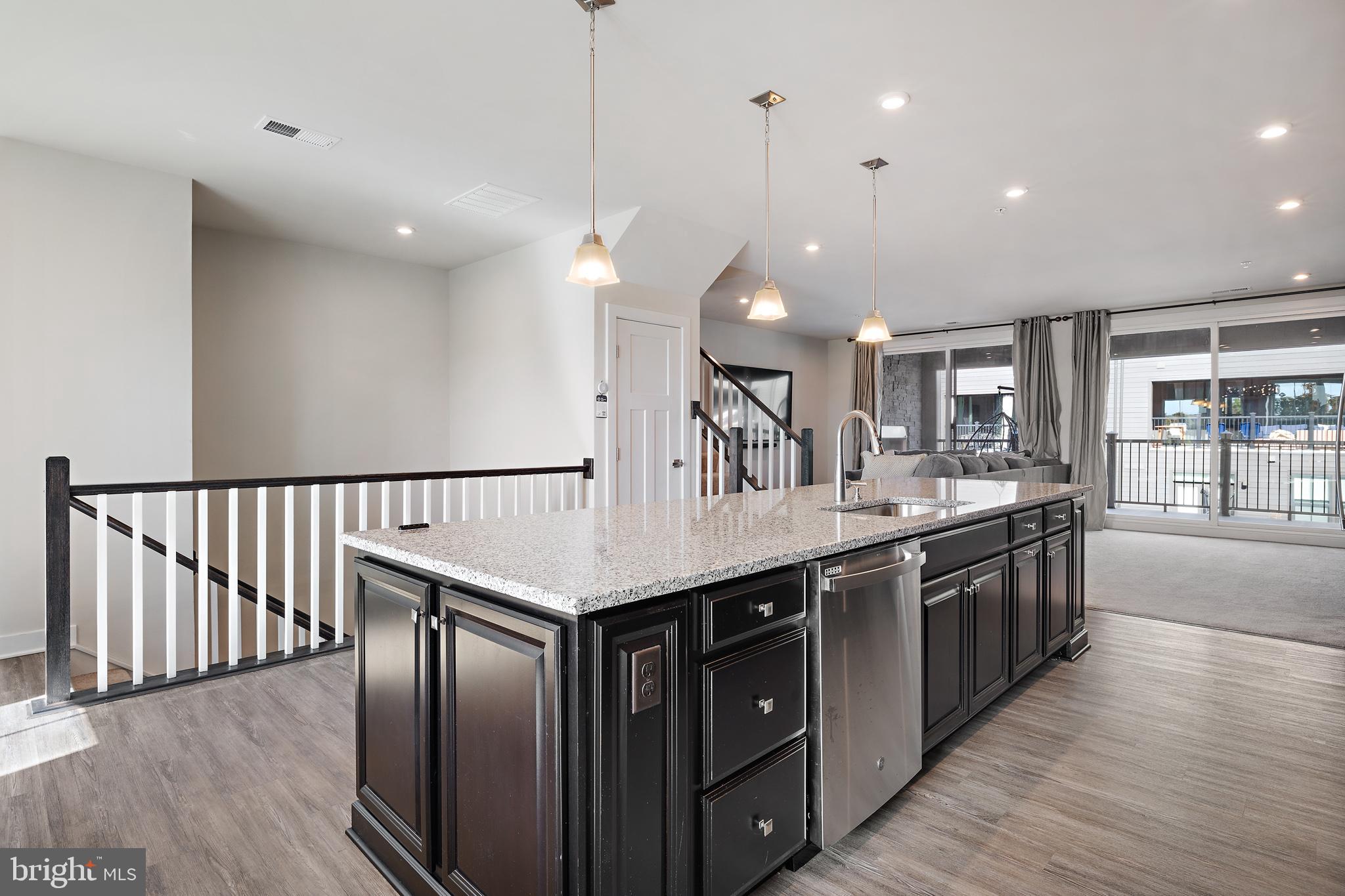 PADDOCK POINTE - Residential Lease