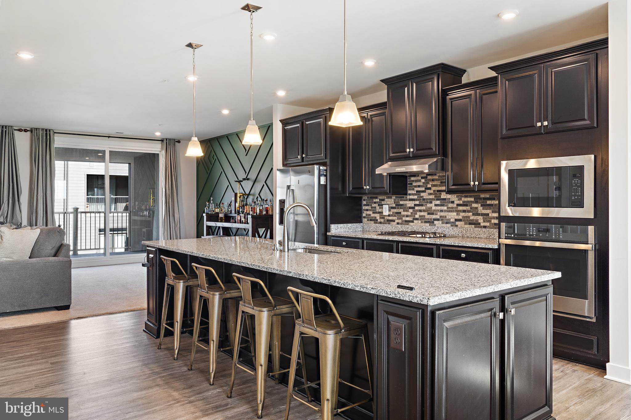 PADDOCK POINTE - Residential Lease