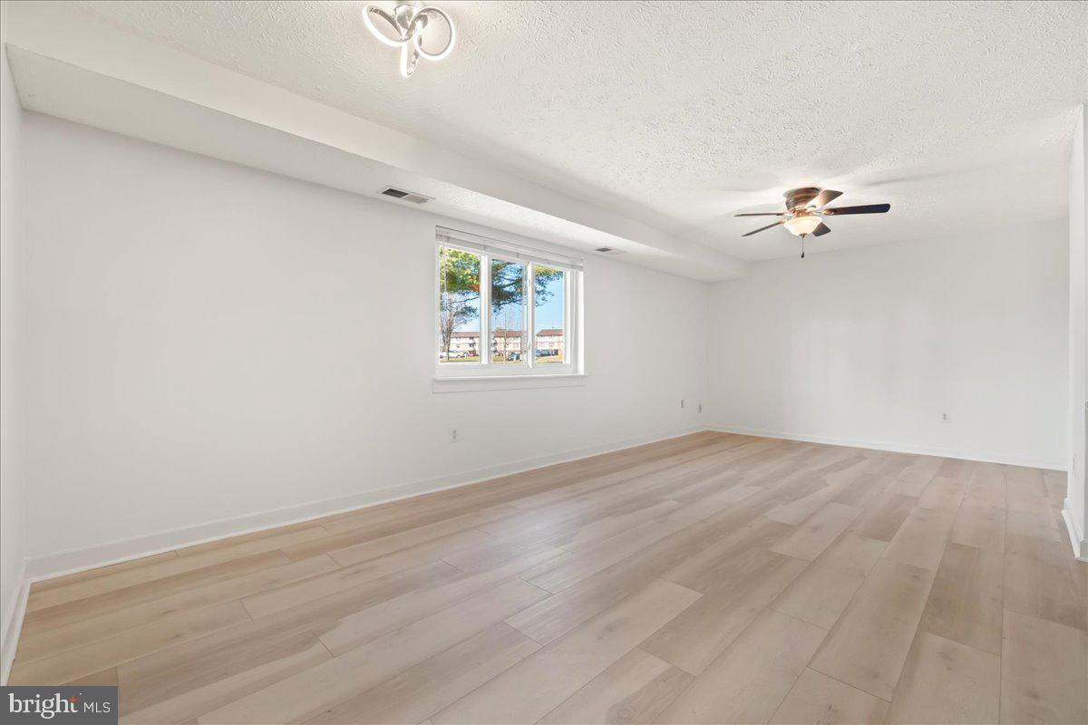 AMBERTOWNE - Residential