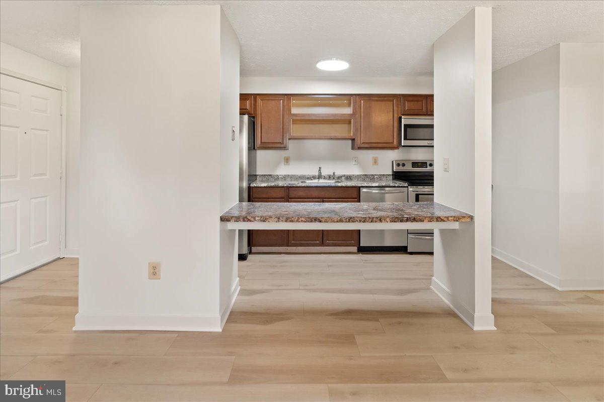 AMBERTOWNE - Residential