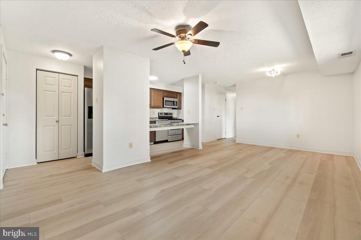 AMBERTOWNE - Residential