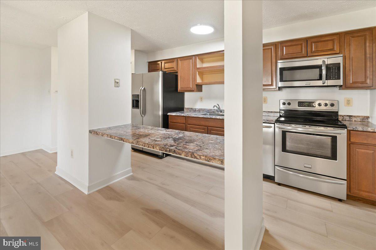 AMBERTOWNE - Residential