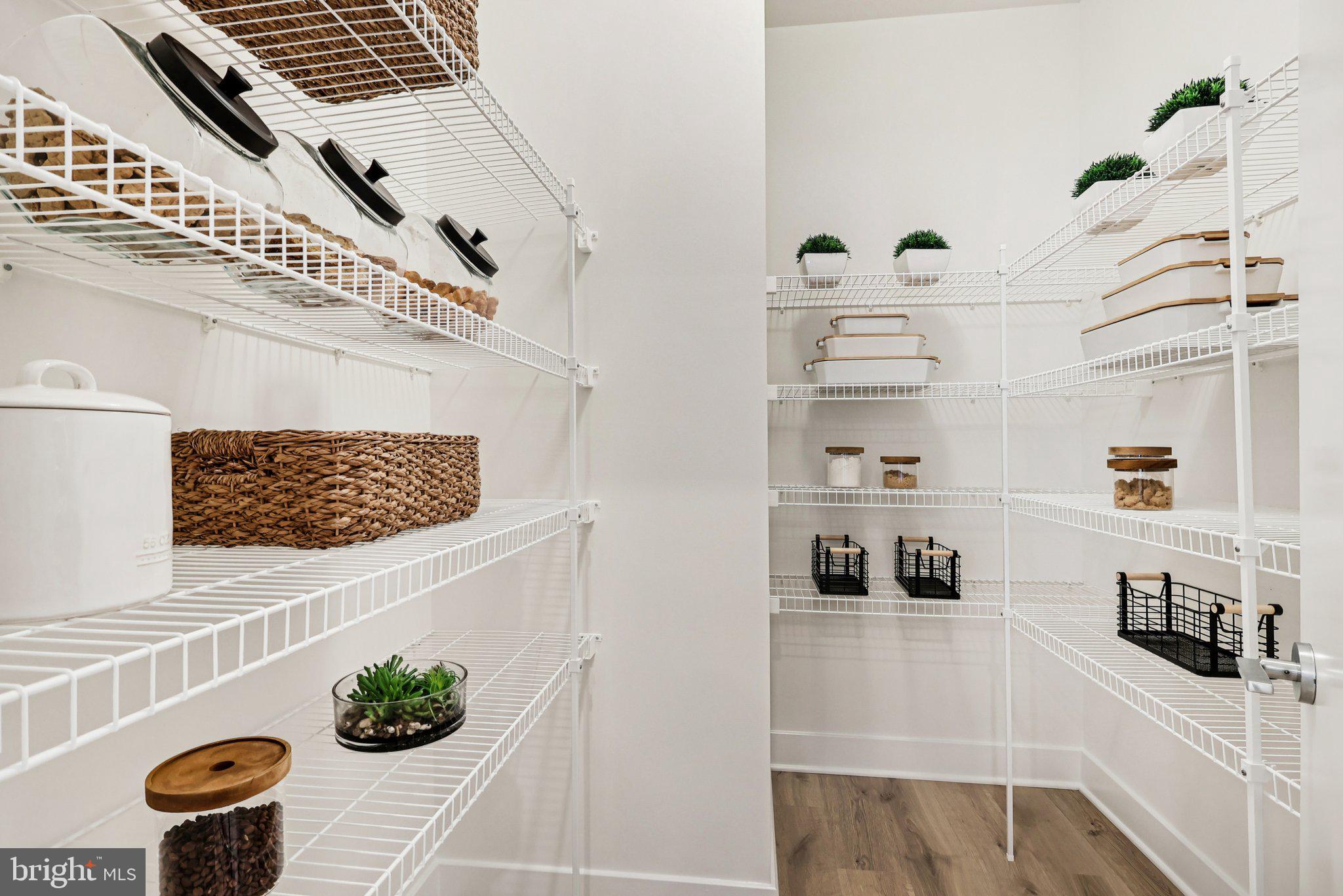 RIVER PLACE - Residential