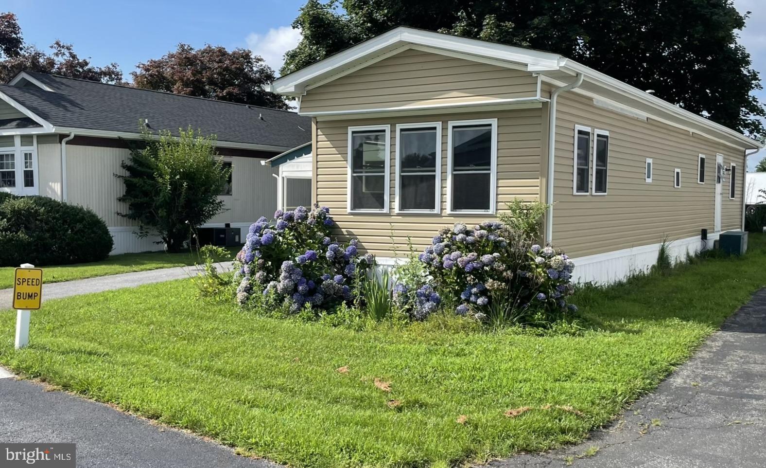 37 SPINNING WHEEL LANE