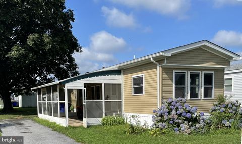 37 SPINNING WHEEL LANE REHOBOTH BEACH DE 19971