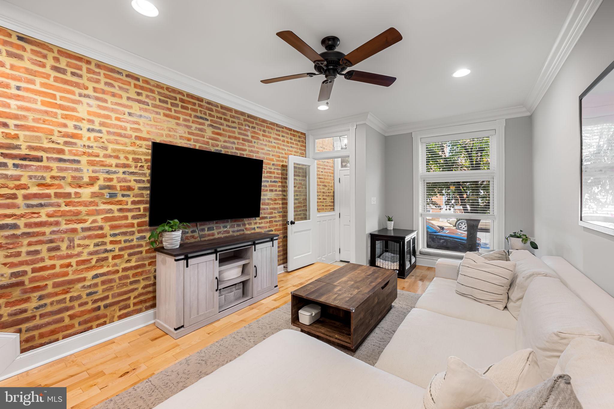 BREWERS HILL - Residential