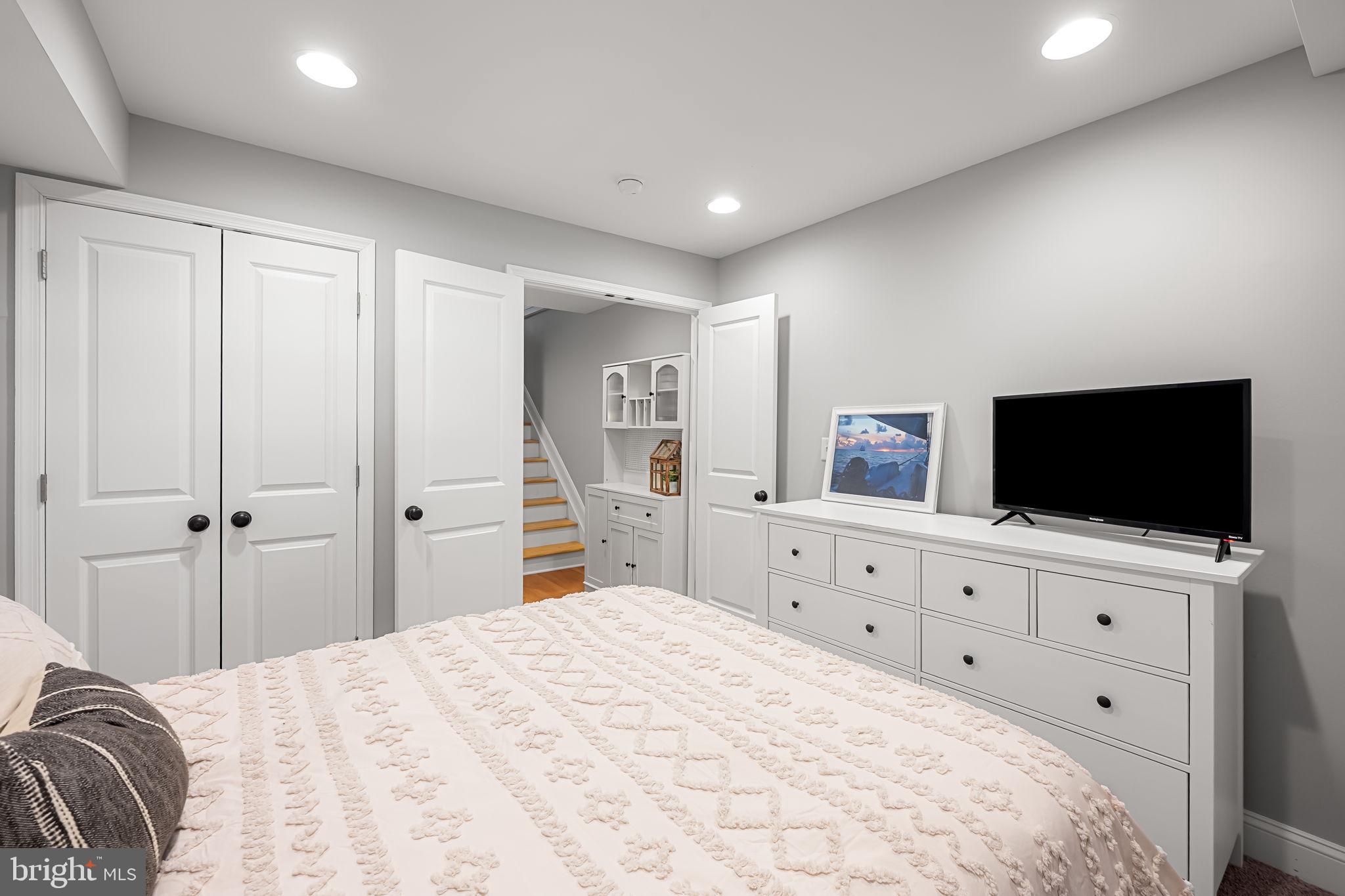 BREWERS HILL - Residential