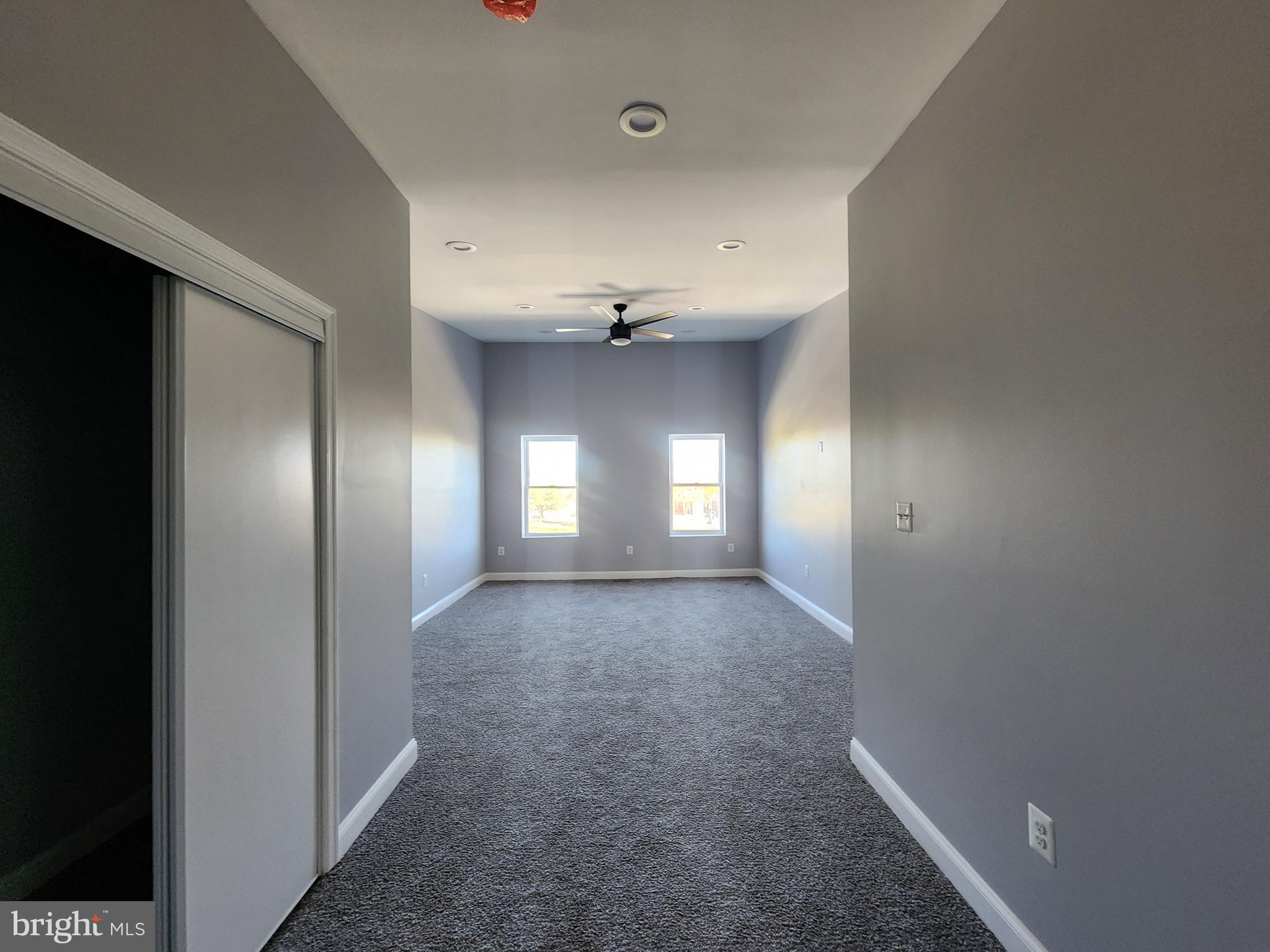 JOHNSTON SQUARE - Residential