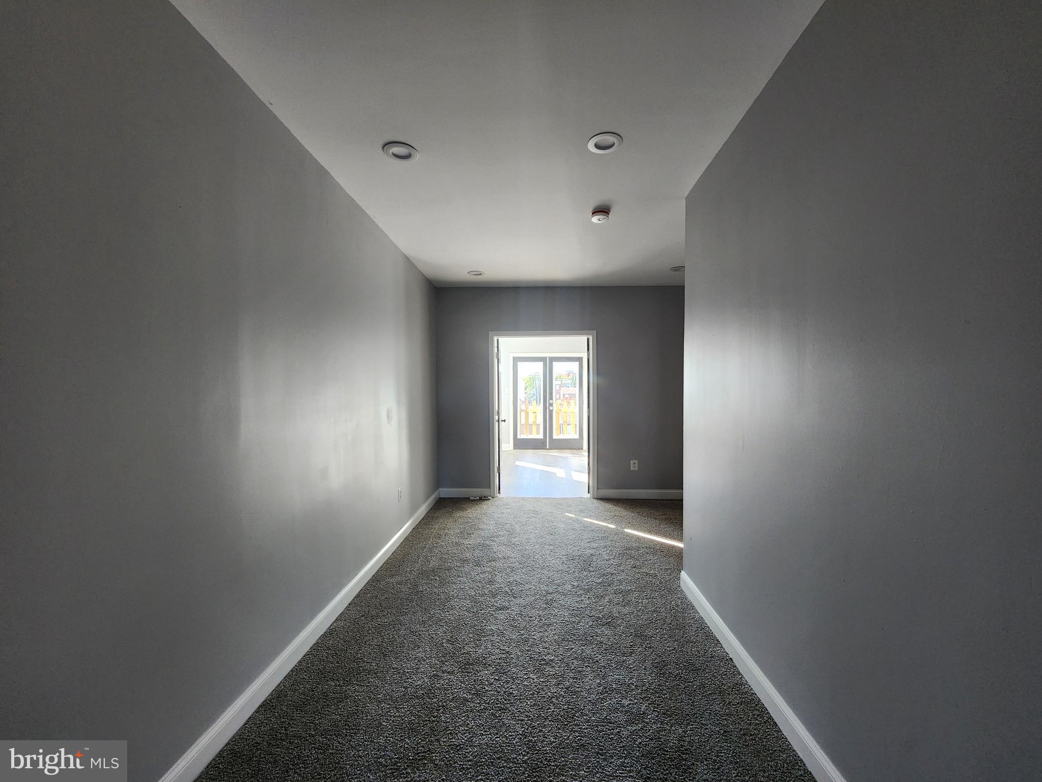 JOHNSTON SQUARE - Residential