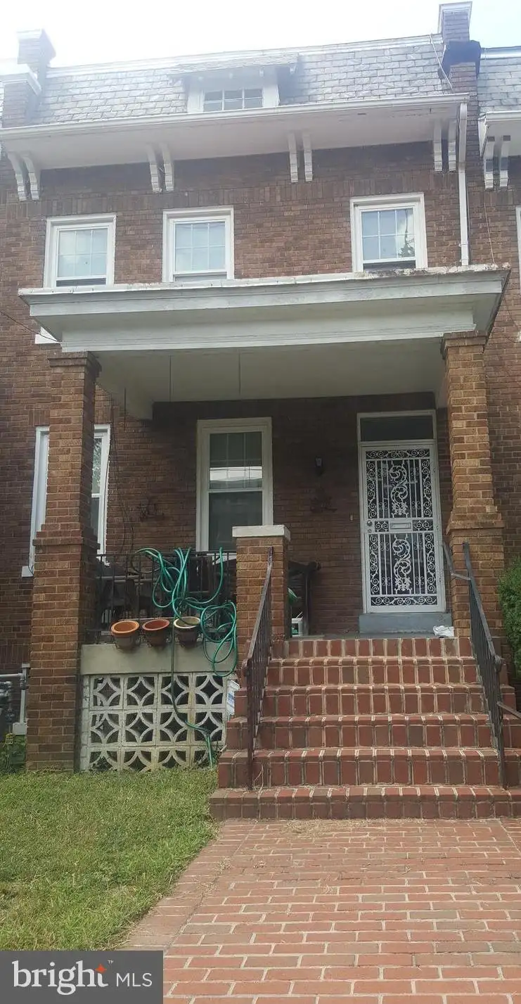 4322 4th Street NW, Washington, DC 20011