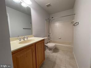 BARAKAT COURT - Residential Lease