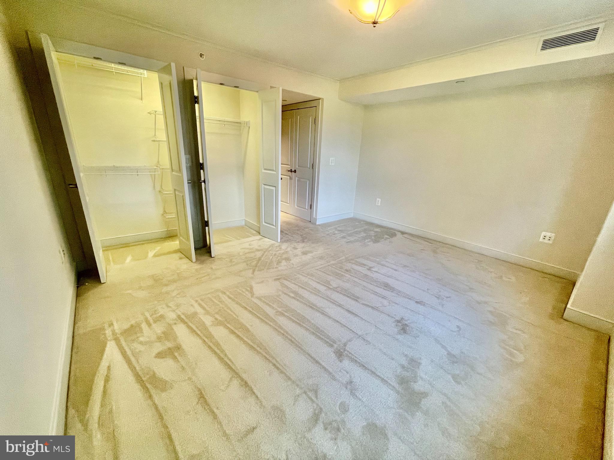 COURTHOUSE - Residential Lease