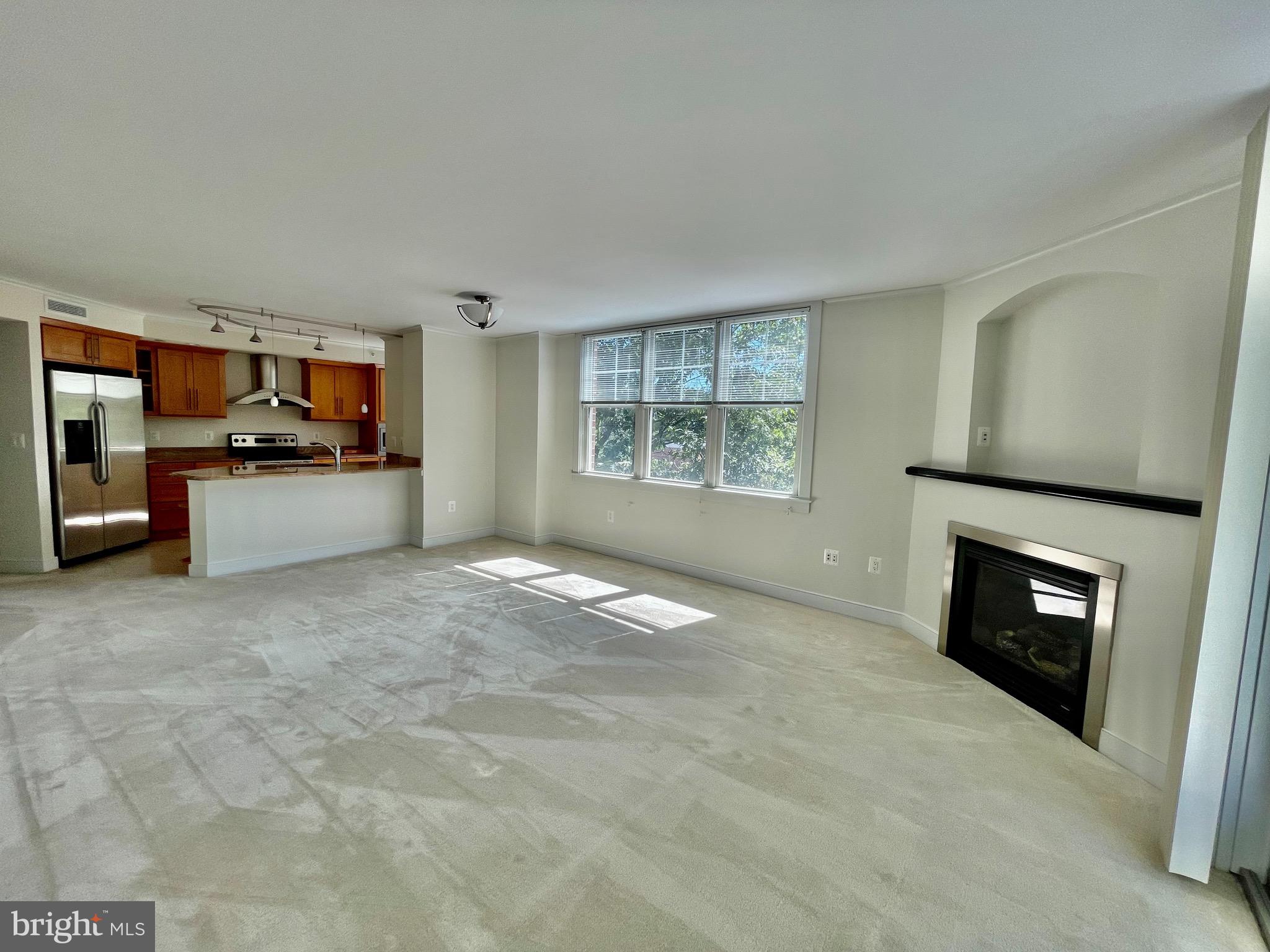 COURTHOUSE - Residential Lease