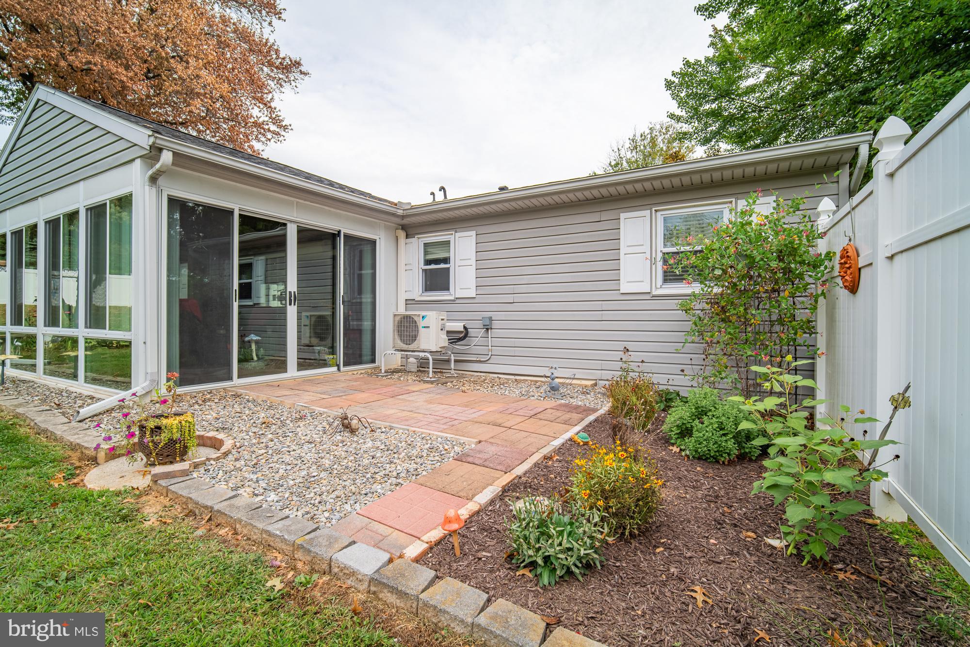 LOWER WINDSOR TWP - Residential