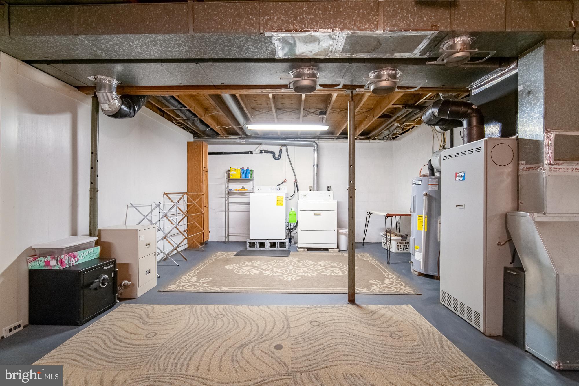 LOWER WINDSOR TWP - Residential