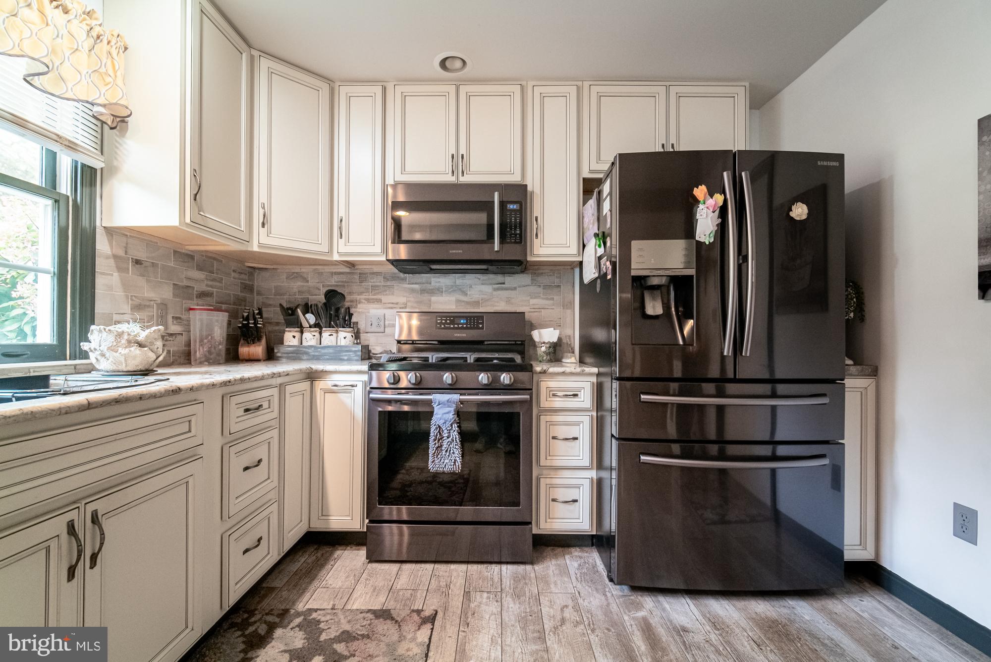 LOWER WINDSOR TWP - Residential