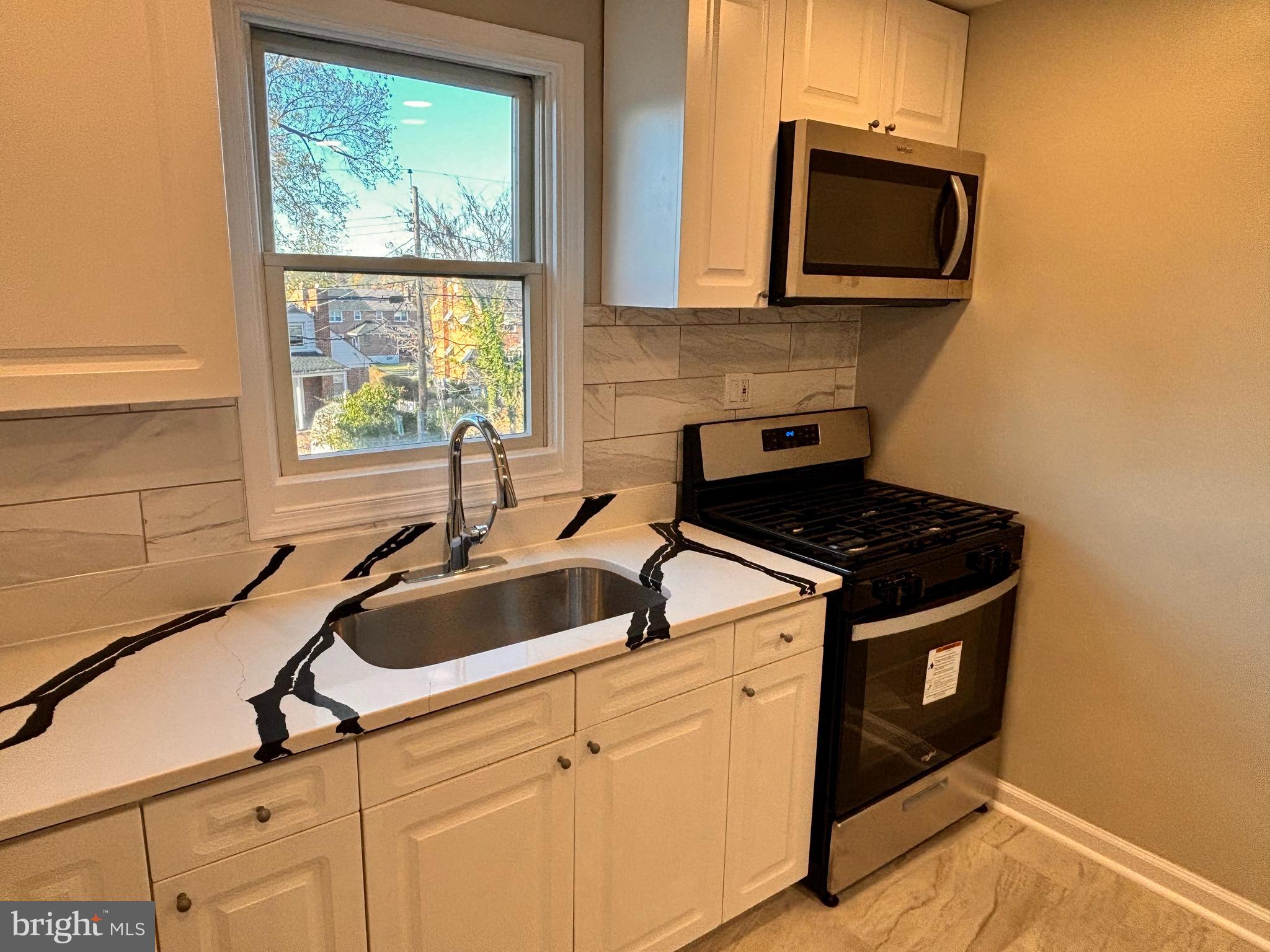 HAMILTON HEIGHTS - Residential