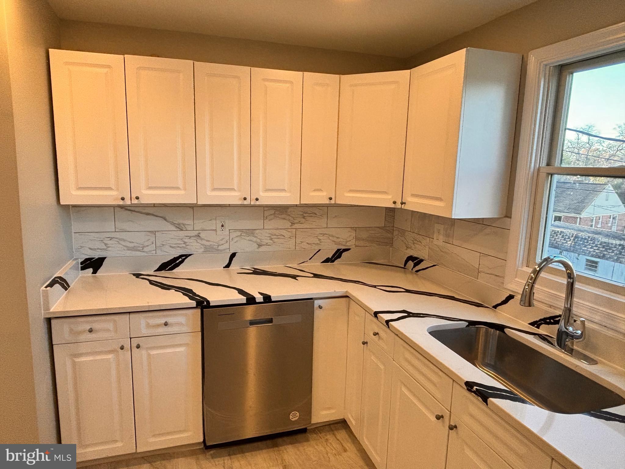 HAMILTON HEIGHTS - Residential