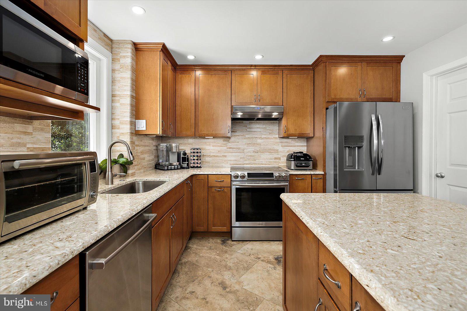 RIVER RUN - Residential