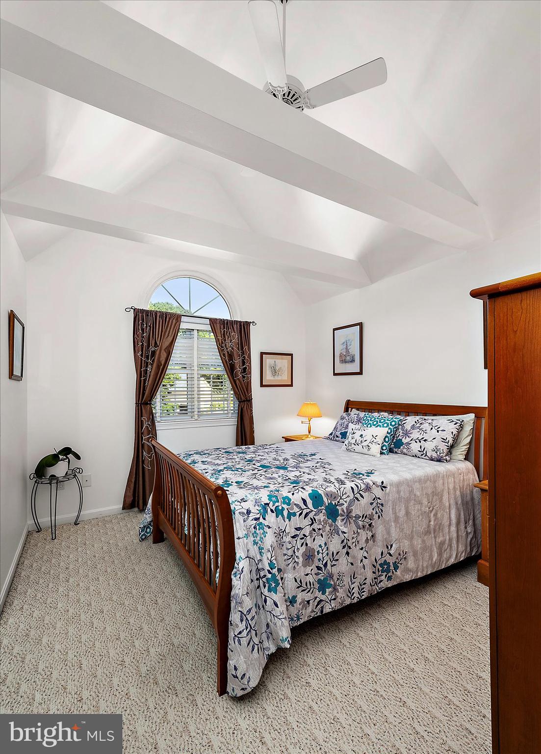 RIVER RUN - Residential