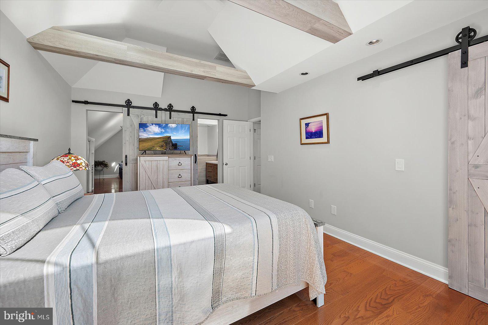 RIVER RUN - Residential