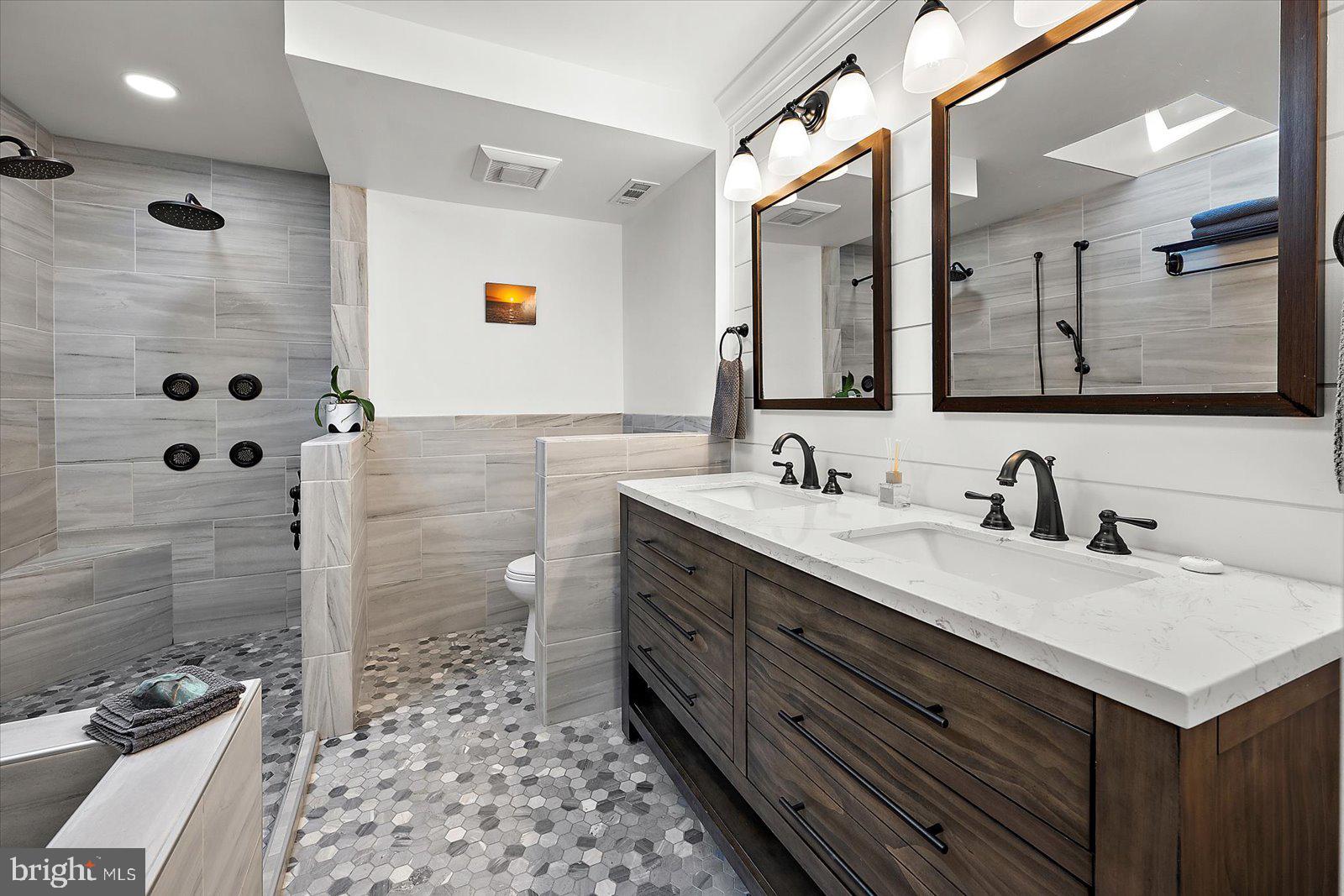 RIVER RUN - Residential