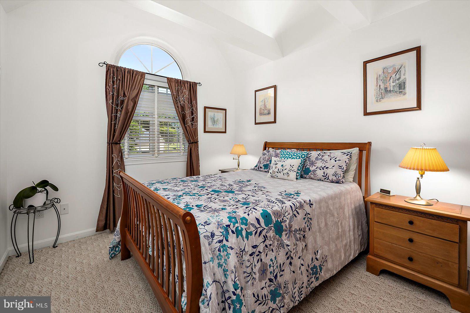 RIVER RUN - Residential