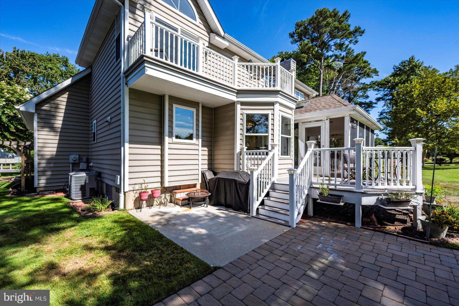 RIVER RUN - Residential