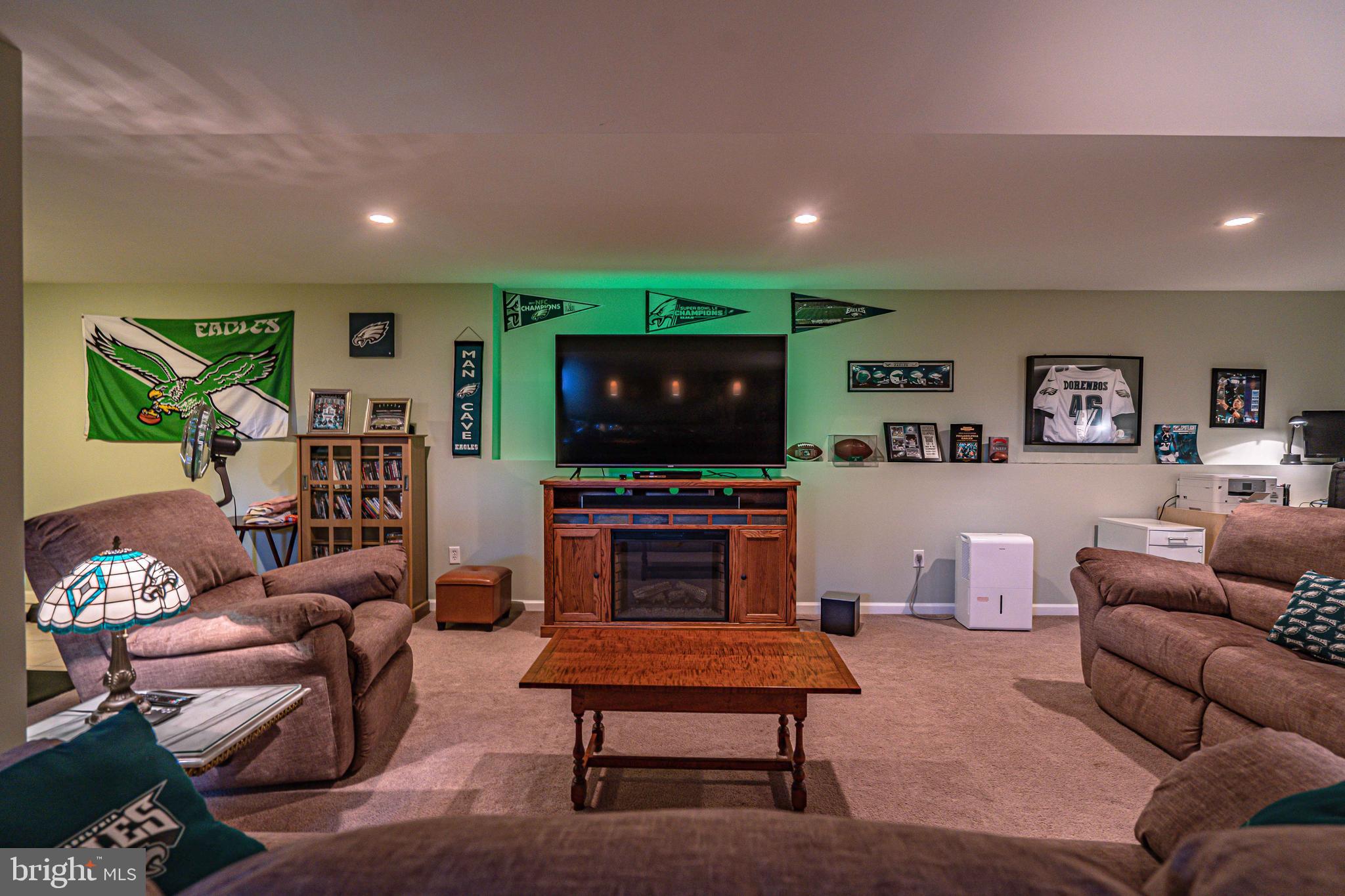 TOWNS @ HIGHLAND - Residential