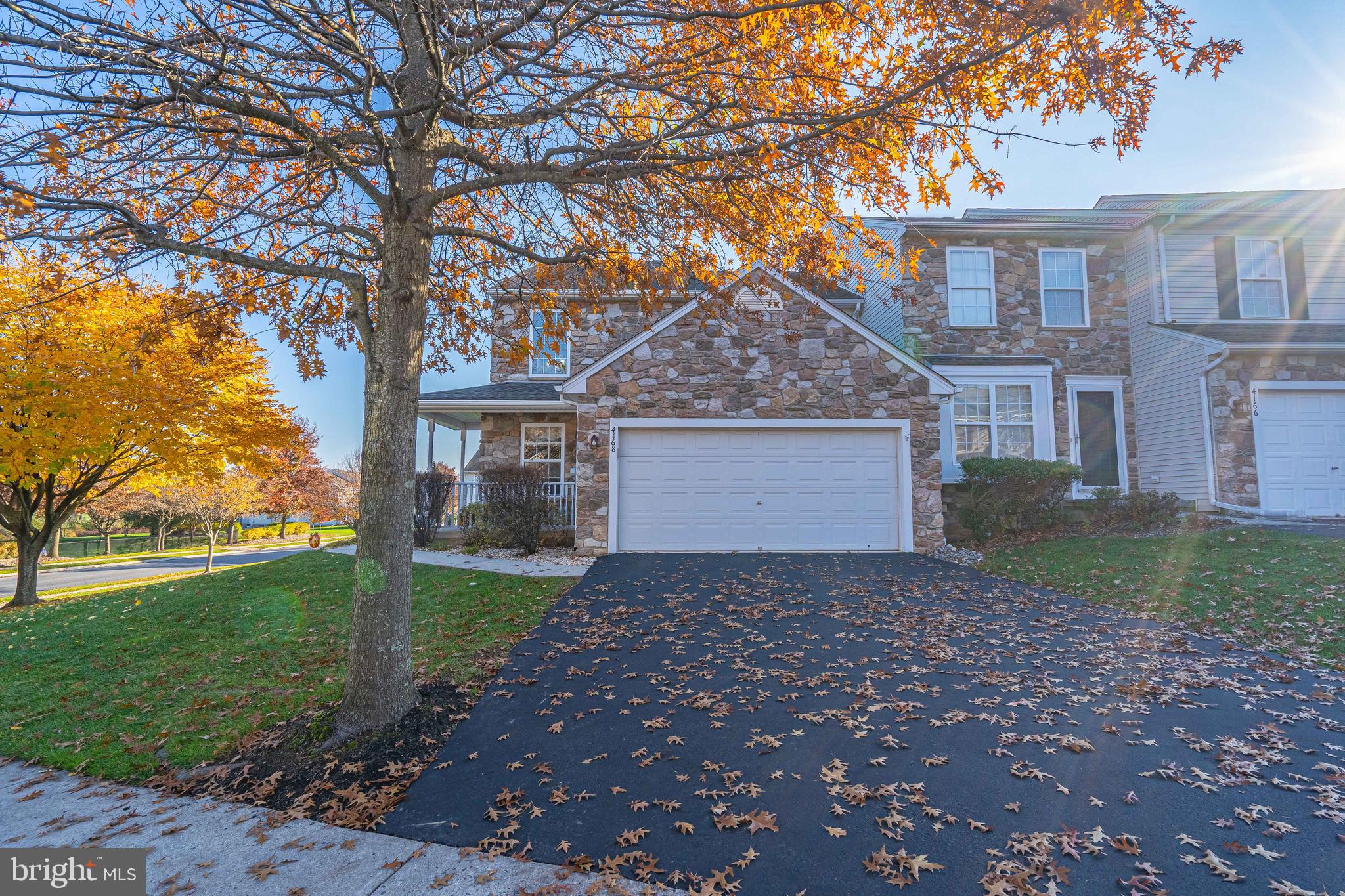 TOWNS @ HIGHLAND - Residential